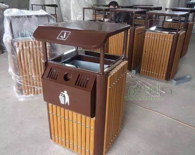 戶(hù)外單桶鋼木垃圾桶生產(chǎn)廠家